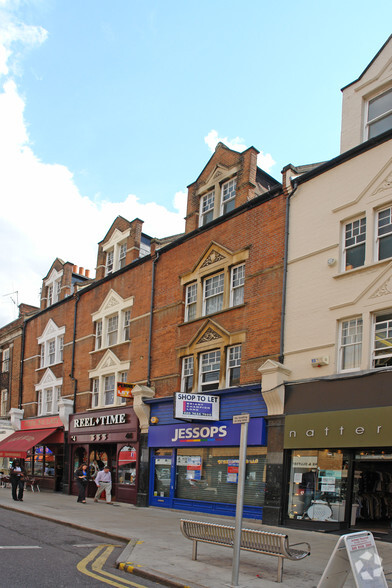 38-42 Fife Rd, Kingston Upon Thames for lease - Primary Photo - Image 1 of 2