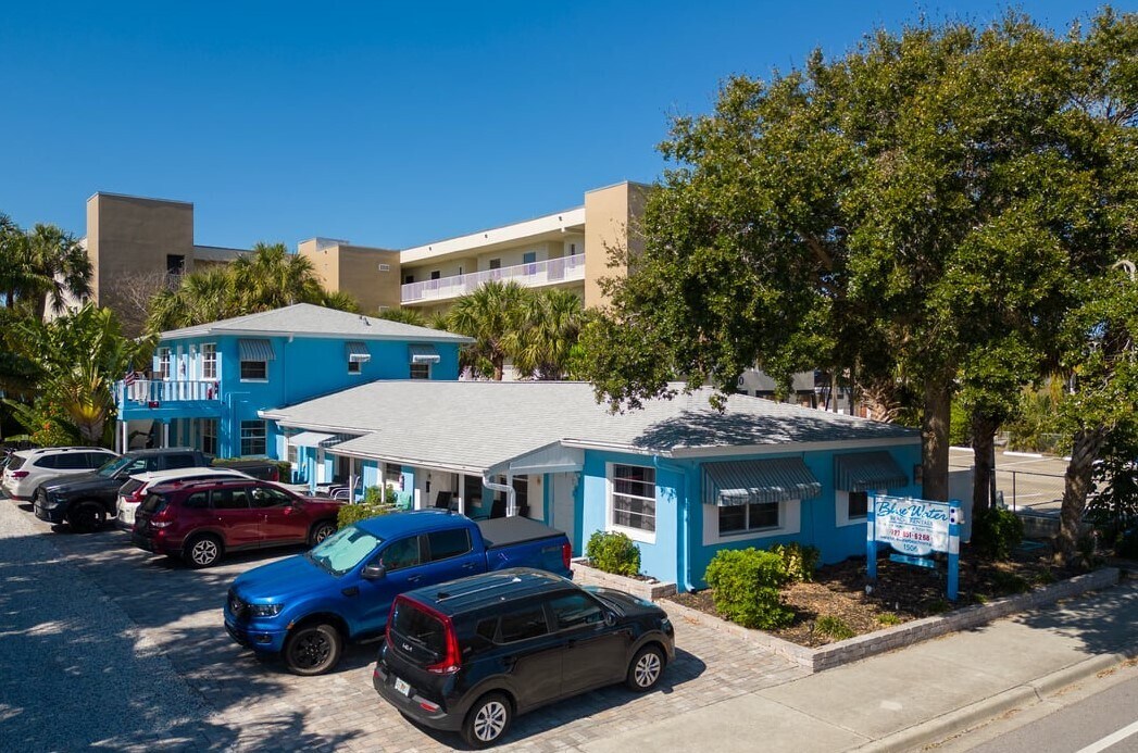 1506 Gulf Blvd, Indian Rocks Beach, FL for sale Primary Photo- Image 1 of 1