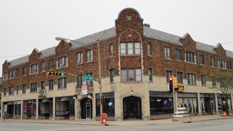 2204-2214 60th St, Kenosha, WI for sale - Building Photo - Image 1 of 1