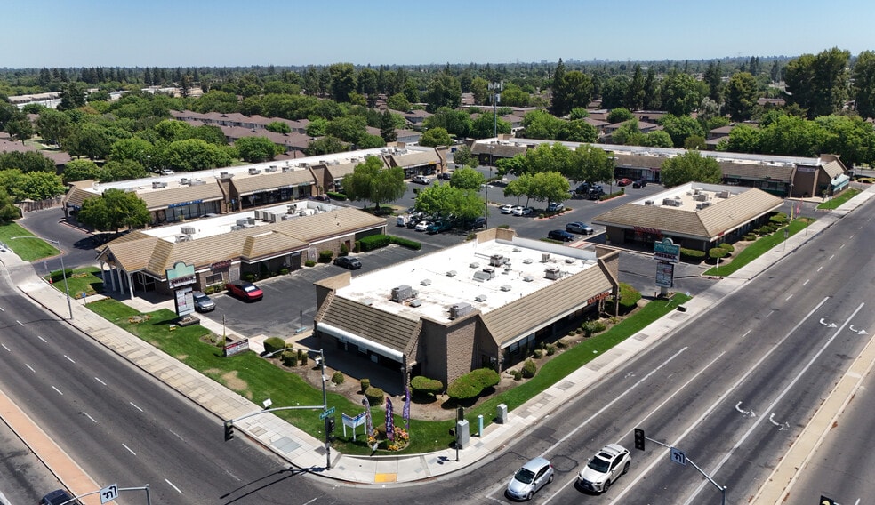 2745-2787 W Shaw Ave, Fresno, CA for lease - Aerial - Image 3 of 16