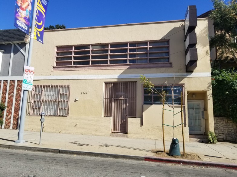 1344 N Highland Ave, Hollywood, CA for lease - Primary Photo - Image 2 of 5