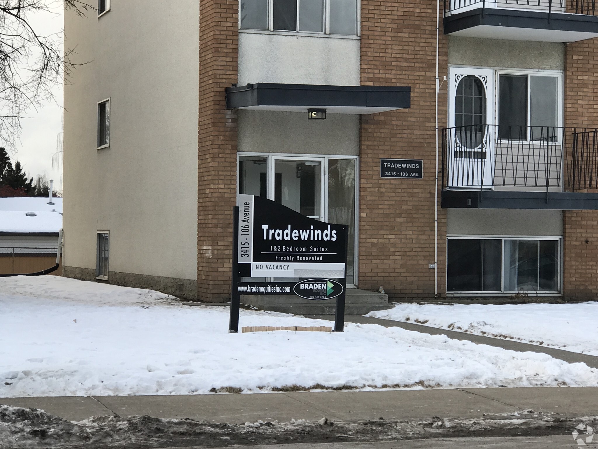 3415 106 Ave NW, Edmonton, AB for sale Primary Photo- Image 1 of 1