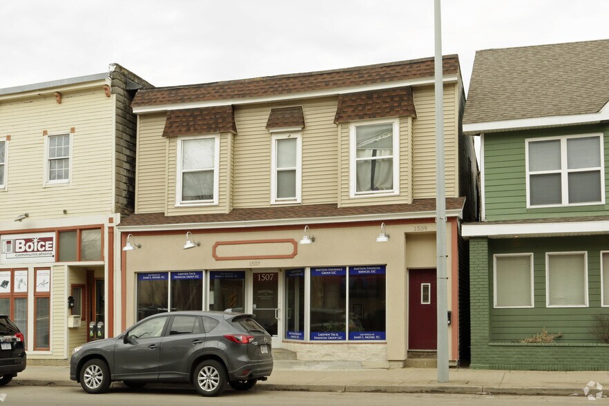 1507 Plainfield Ave NE, Grand Rapids, MI for sale - Primary Photo - Image 1 of 1