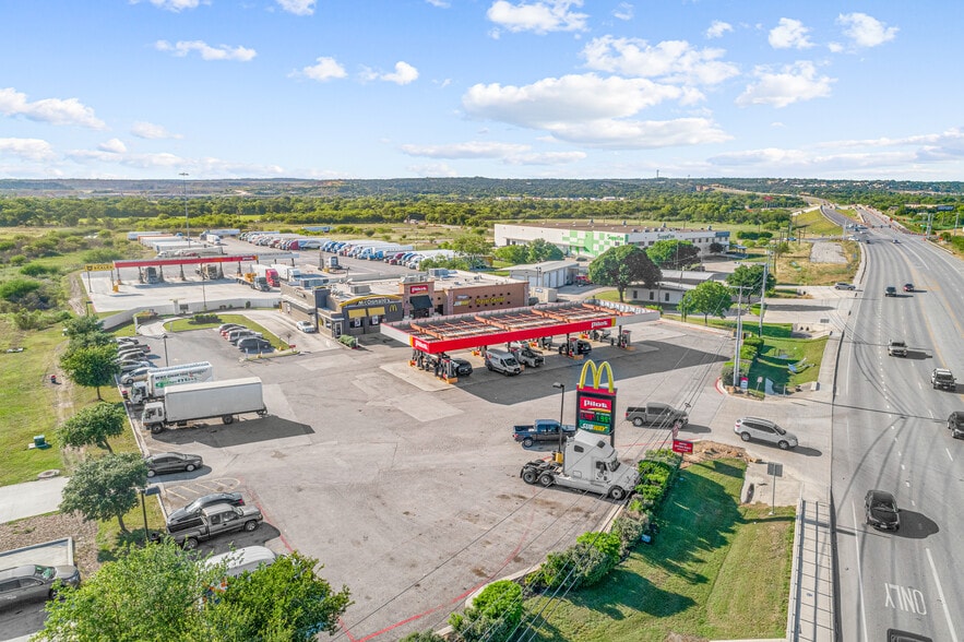 4142 Loop 337, New Braunfels, TX for sale - Building Photo - Image 1 of 1