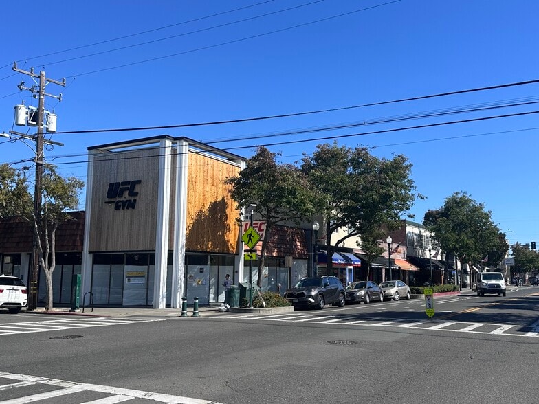1526 Webster St, Alameda, CA for lease - Building Photo - Image 1 of 16