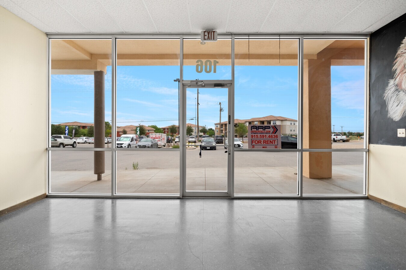 1641 N Zaragosa Rd, El Paso, TX 79936