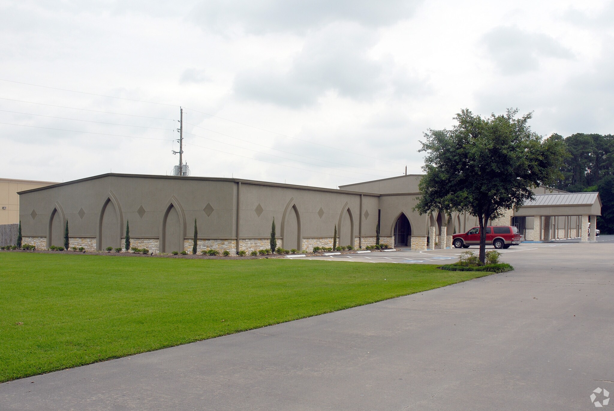 12922 Cutten Rd, Houston, TX for sale Primary Photo- Image 1 of 1