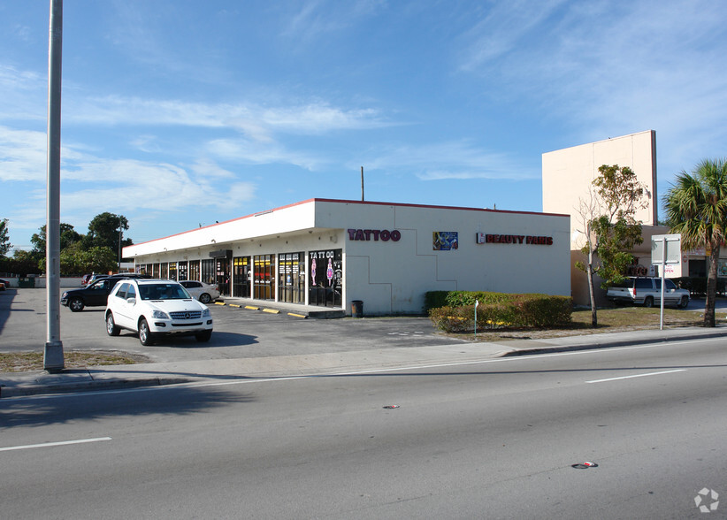 20-68 NW 167th St, Miami, FL for lease - Primary Photo - Image 1 of 10