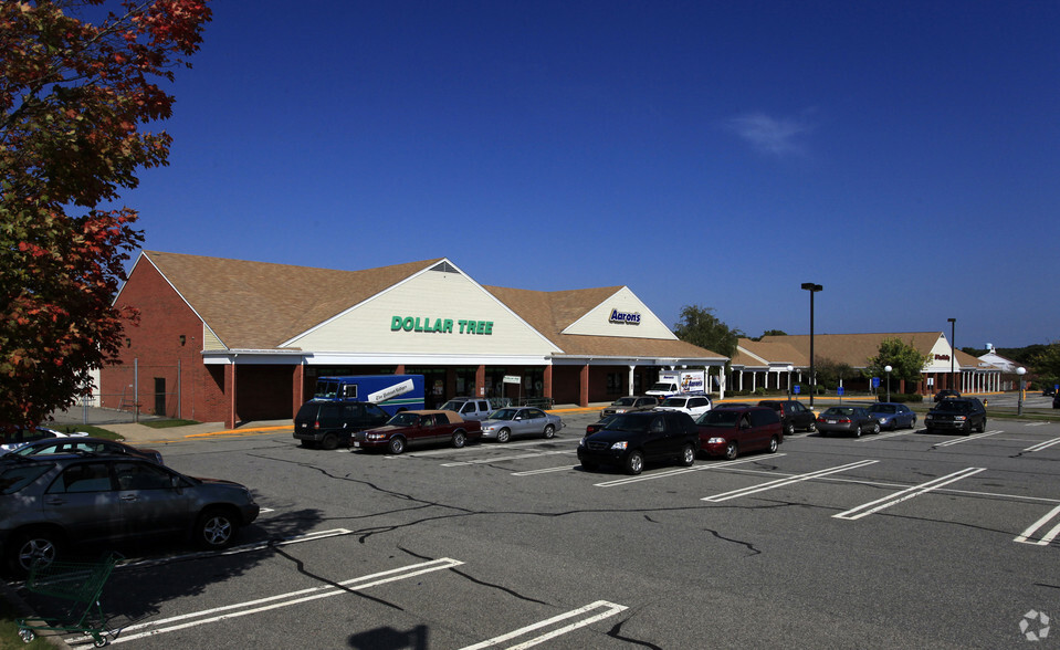 71-101 Carver Rd, Plymouth, MA for lease - Primary Photo - Image 1 of 4