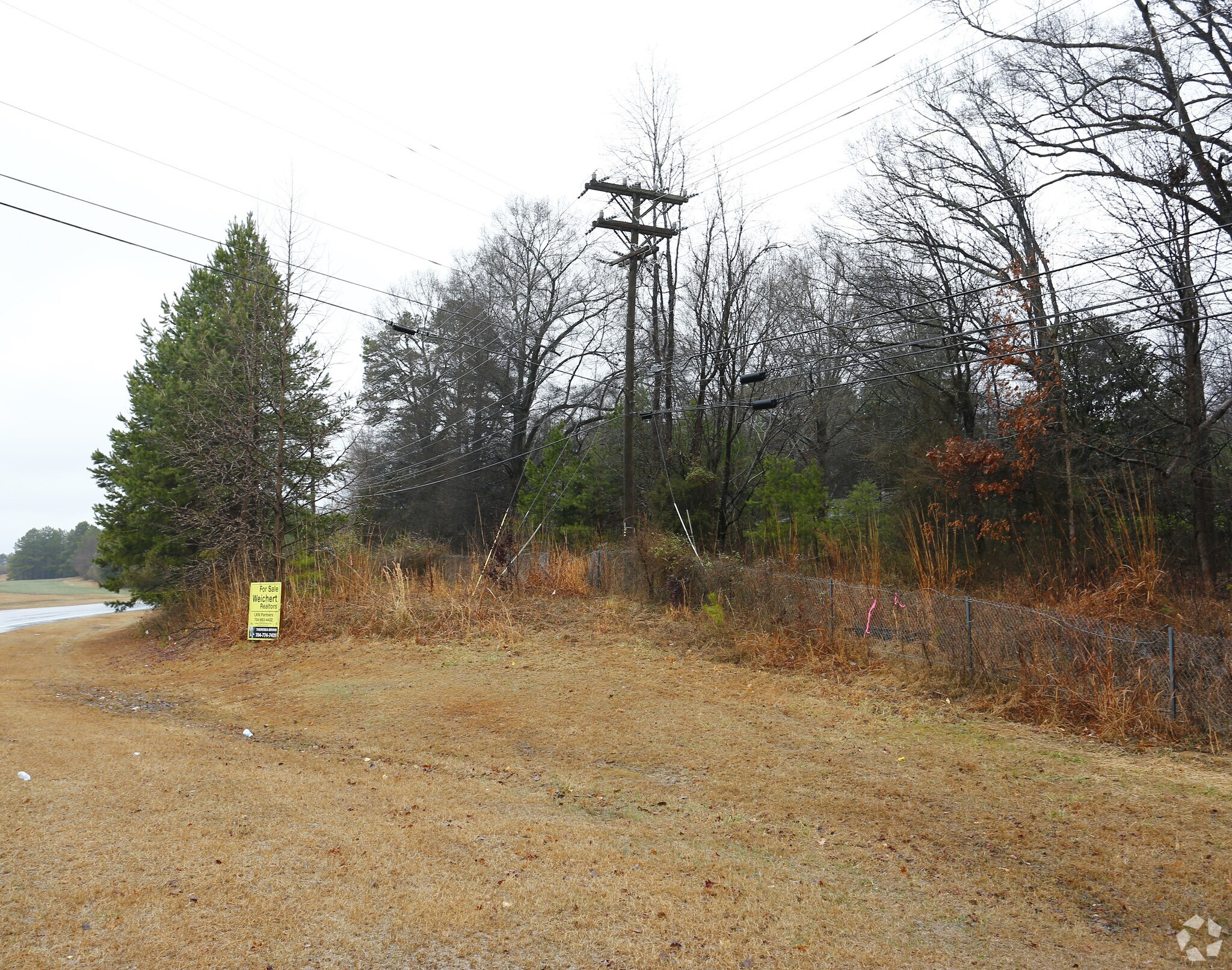10809 E Independence Blvd, Matthews, NC for sale Primary Photo- Image 1 of 1
