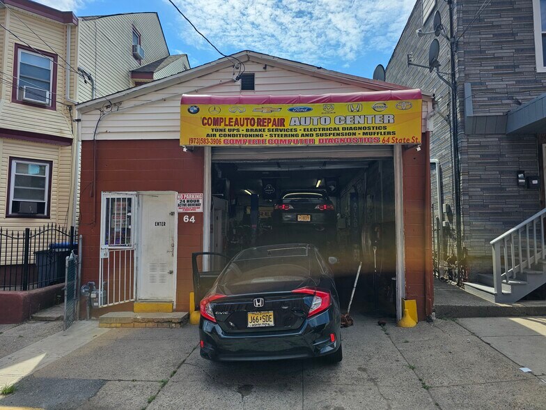 64 State St, Paterson, NJ for sale - Primary Photo - Image 1 of 19