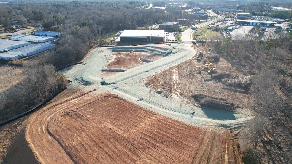 5303 Indian Trail Fairview Rd, Indian Trail, NC for lease - Building Photo - Image 3 of 5