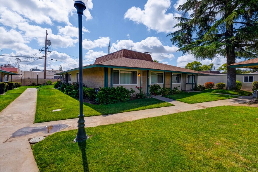 1501 W Shields Ave, Fresno, CA for sale - Building Photo - Image 1 of 1