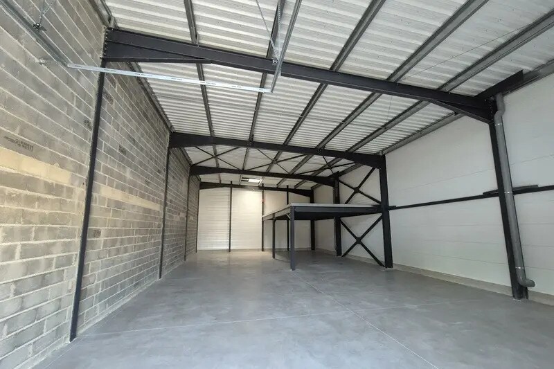 Flex in Perpignan for sale - Building Photo - Image 3 of 11