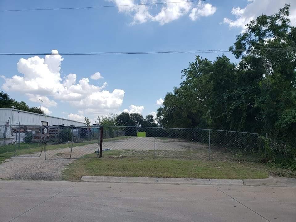 2612 Weaver St, Haltom City, TX for sale Building Photo- Image 1 of 1