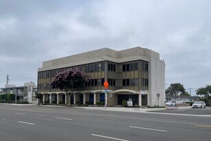 18039 Crenshaw Blvd - Convenience Store