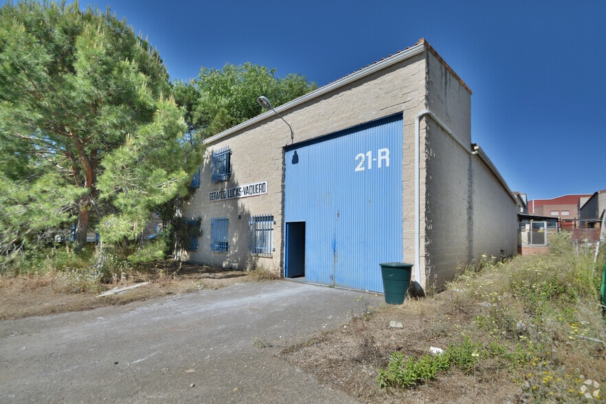 Calle Frailes, 21, Daganzo de Arriba, Madrid for sale - Primary Photo - Image 1 of 1