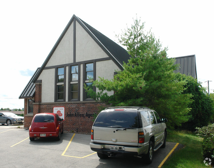 435 N Broadway St, De Pere, WI for lease - Building Photo - Image 2 of 26