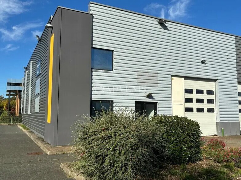Flex in Semoy for lease - Building Photo - Image 1 of 10