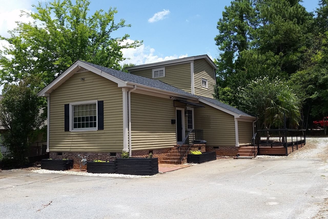 612 N McDuffie St, Anderson, SC for sale Primary Photo- Image 1 of 1