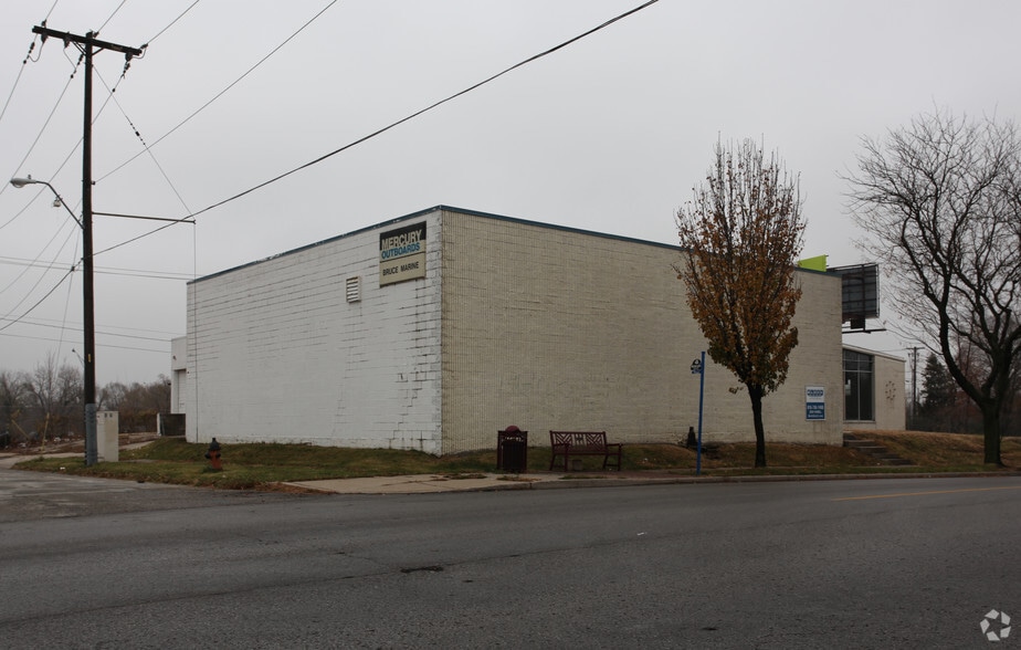 6701-6707 Prospect Ave, Kansas City, MO for lease - Building Photo - Image 2 of 2