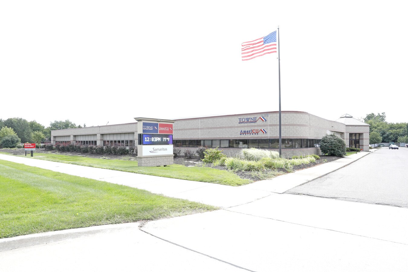 2170 E Big Beaver Rd, Troy, MI 48083