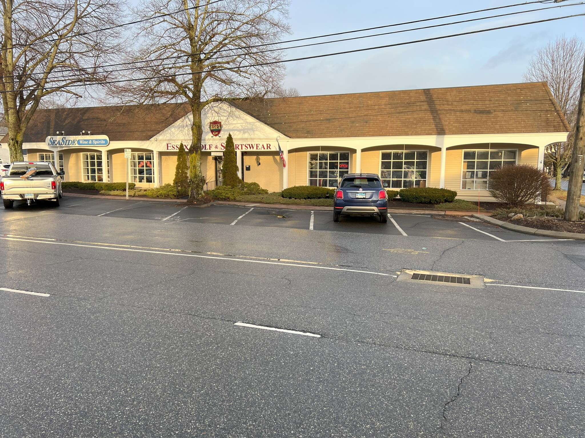 108-118 Main St, Old Saybrook, CT for lease Building Photo- Image 1 of 3