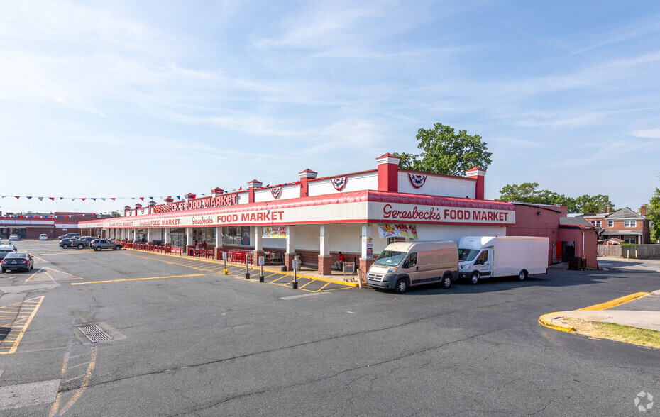 2105 Eastern Blvd, Baltimore, MD for lease - Primary Photo - Image 1 of 6