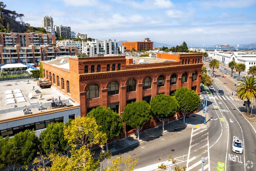 1 Lombard St, San Francisco, CA for lease - Building Photo - Image 2 of 4