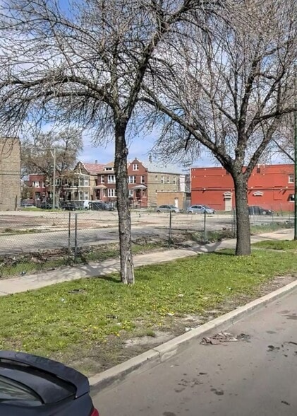 4500 S Western Ave, Chicago, IL for sale - Building Photo - Image 3 of 6