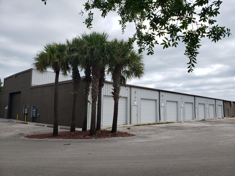 4415-4429 77th St, Vero Beach, FL for lease - Building Photo - Image 3 of 3
