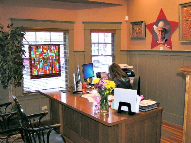 755 12th St, Fortuna, CA for sale - Interior Photo - Image 2 of 30