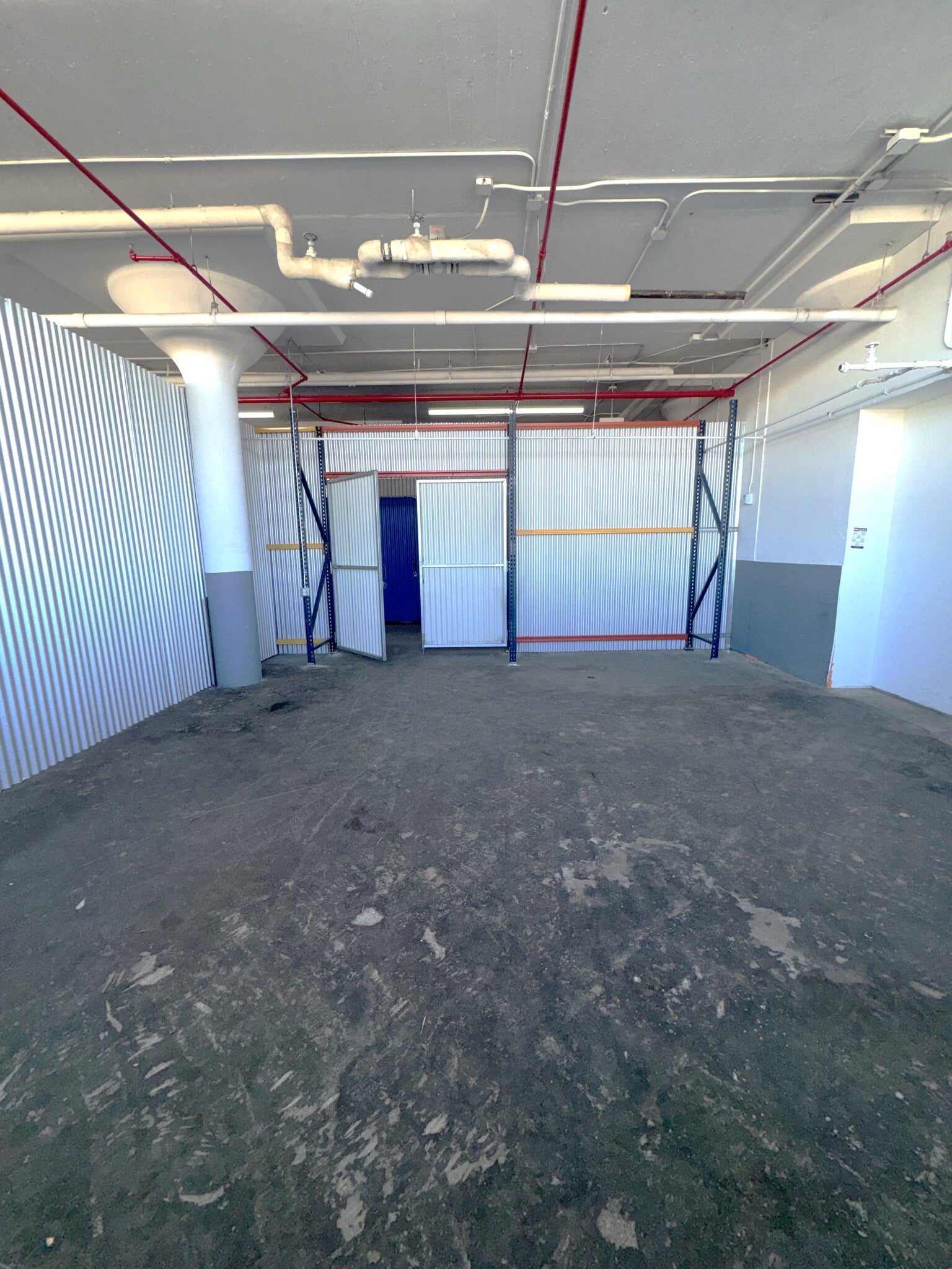 59-00 Decatur St, Ridgewood, NY for lease Interior Photo- Image 1 of 2