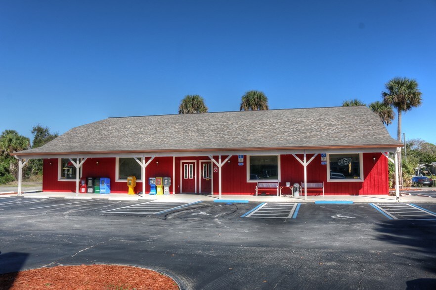 741 N US Highway 1, Oak Hill, FL for sale - Building Photo - Image 1 of 1