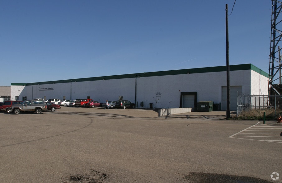 795 Vandalia St, Saint Paul, MN for lease - Building Photo - Image 2 of 8