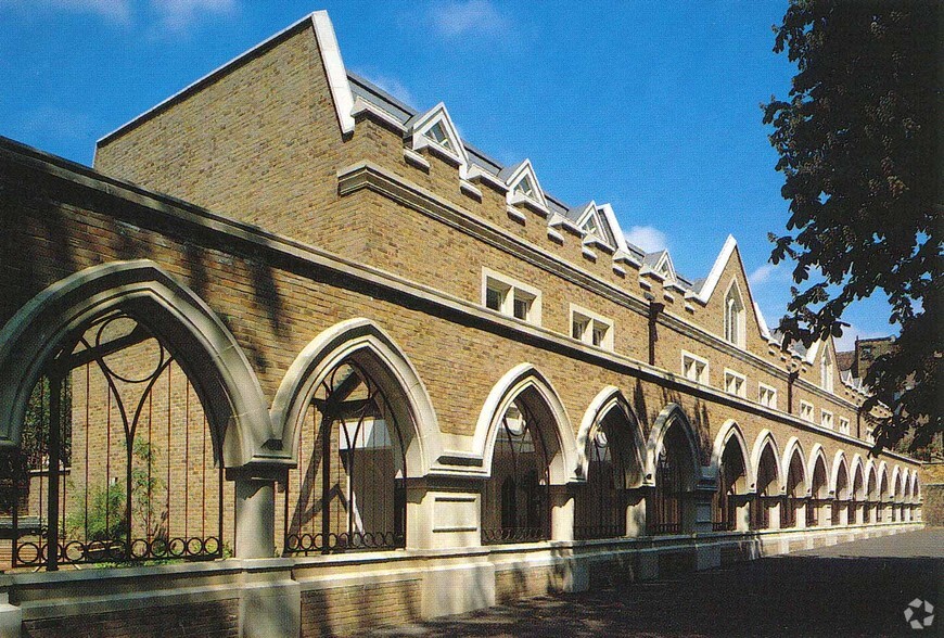 5 Kensington Church St, London for sale - Primary Photo - Image 1 of 1