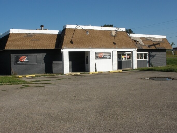 2315 NW Topeka Blvd, Topeka, KS for sale Primary Photo- Image 1 of 1