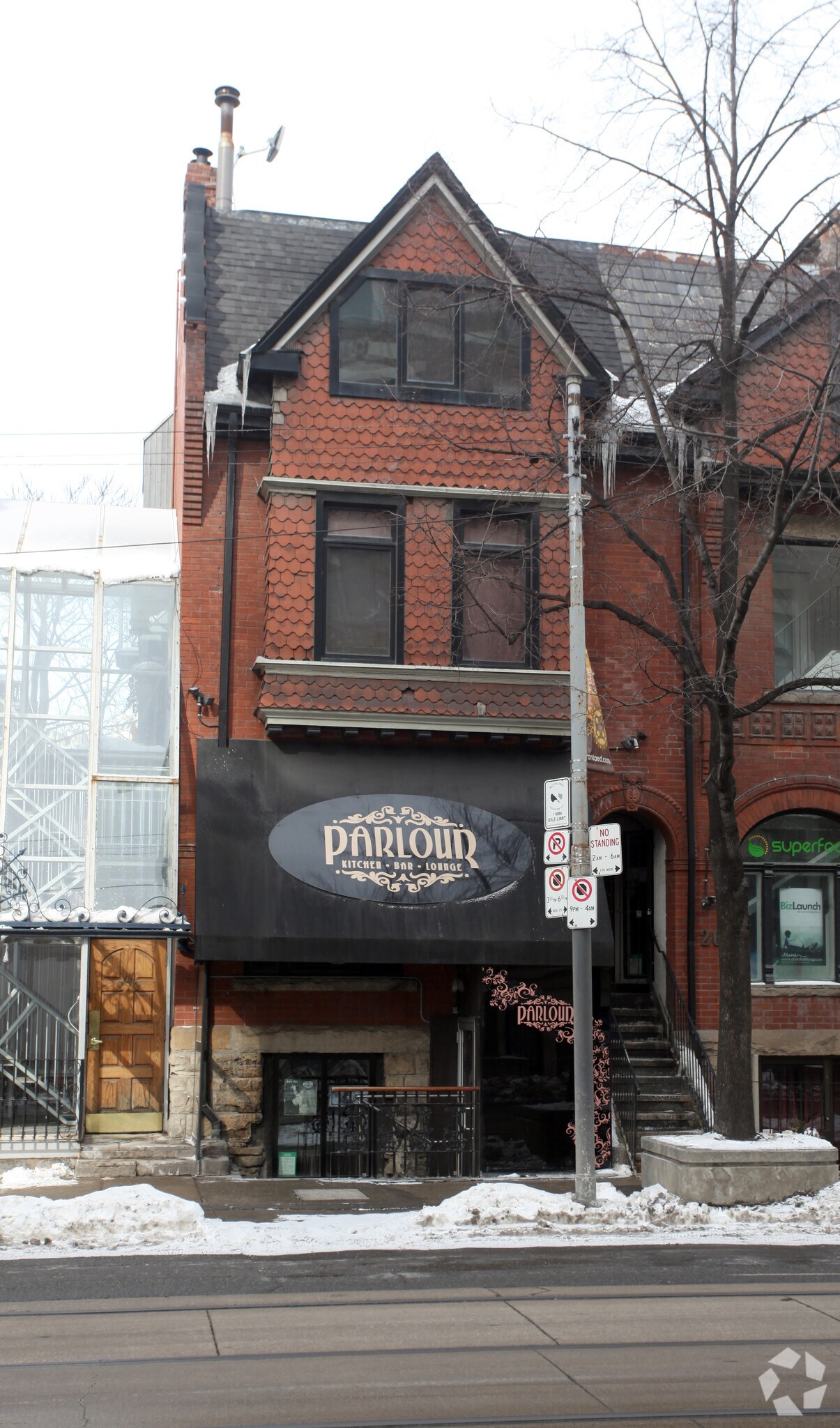 270 Adelaide St W, Toronto, ON for sale Primary Photo- Image 1 of 1