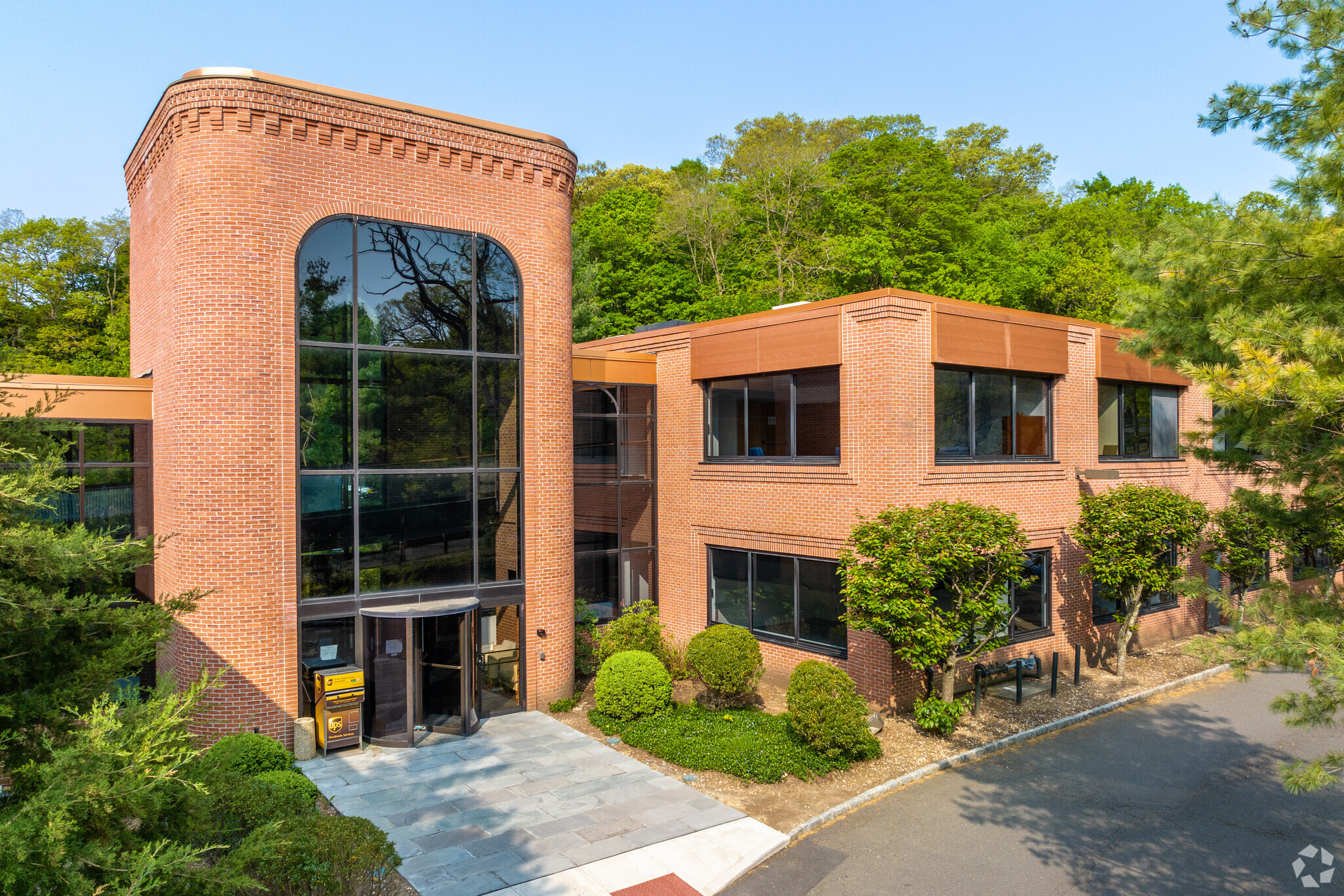 200 Pemberwick Rd, Greenwich, CT for lease Primary Photo- Image 1 of 27