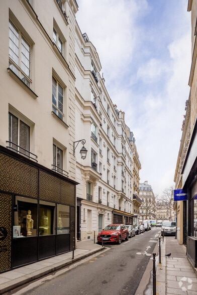 10 Rue De Lesdiguières, Paris for lease - Building Photo - Image 2 of 2