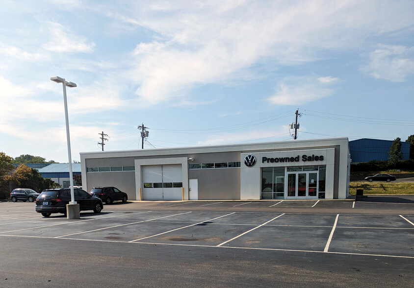 6121 Dixie Hwy, Fairfield, OH for sale - Building Photo - Image 1 of 1