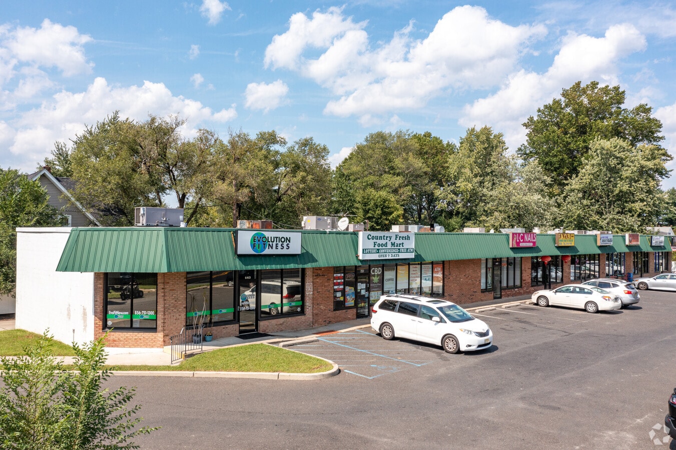 643657 Clements Bridge Rd, Barrington, NJ 08007