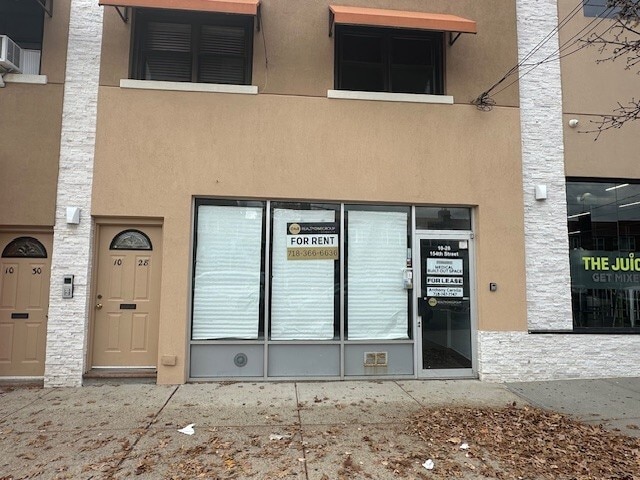 1028 154th St, Whitestone, NY for lease - Building Photo - Image 3 of 24