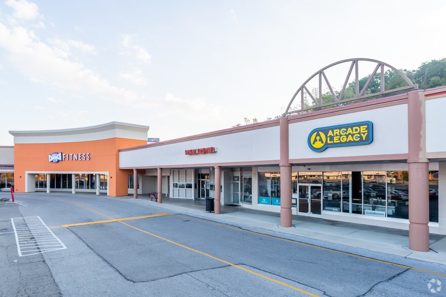 1695-1853 Monmouth St, Newport, KY for lease - Primary Photo - Image 1 of 14