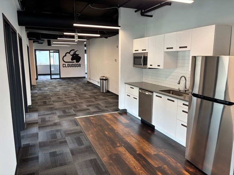 464 12th Ave, Seattle, WA for lease - Building Photo - Image 2 of 9