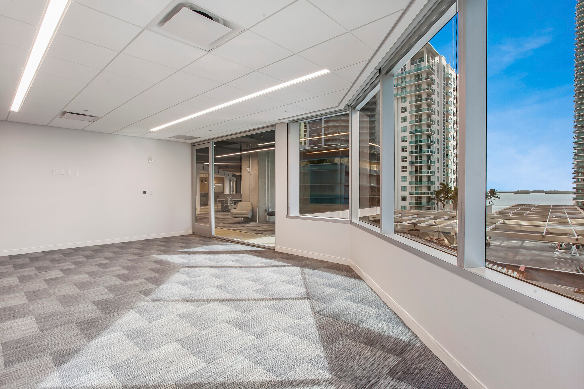 1221 Brickell Ave, Miami, FL 33131 - 1221 Brickell | LoopNet.com