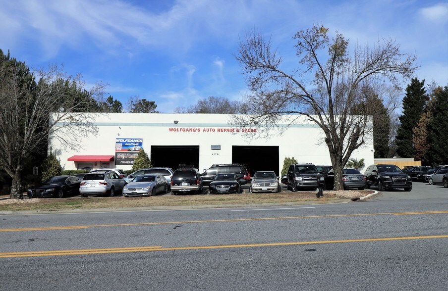 4178 Abbotts Bridge Rd, Duluth, GA for sale - Building Photo - Image 1 of 1