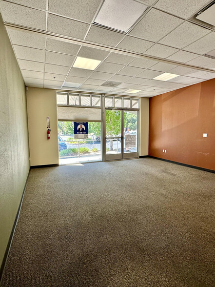 704 E Perkins St, Ukiah, CA for lease - Interior Photo - Image 2 of 5