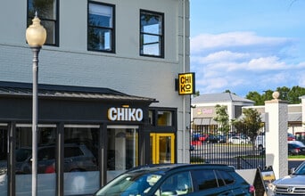 21050 Southbank St, Sterling, VA for lease Building Photo- Image 1 of 1