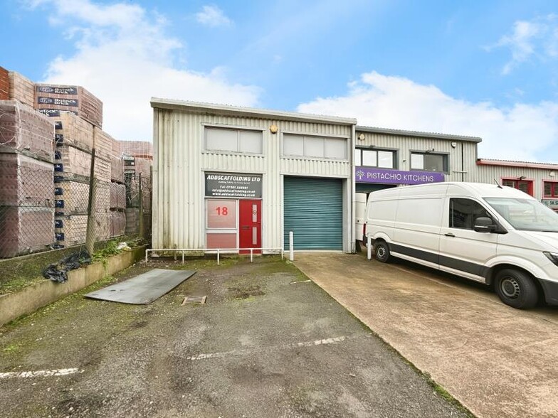 Sumpters Way, Southend On Sea for lease - Building Photo - Image 1 of 2